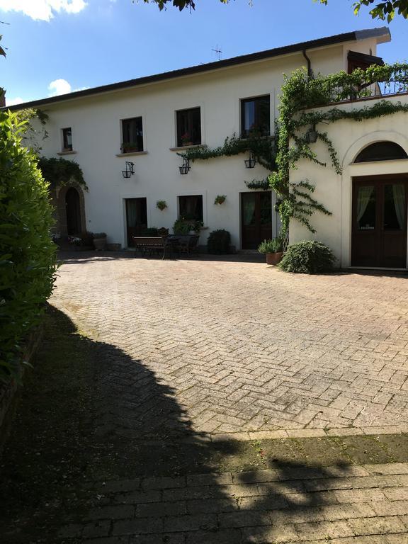 Il Casale Di Riardo Luxury B&B ภายนอก รูปภาพ