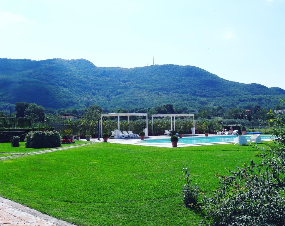 Il Casale Di Riardo Luxury B&B ภายนอก รูปภาพ